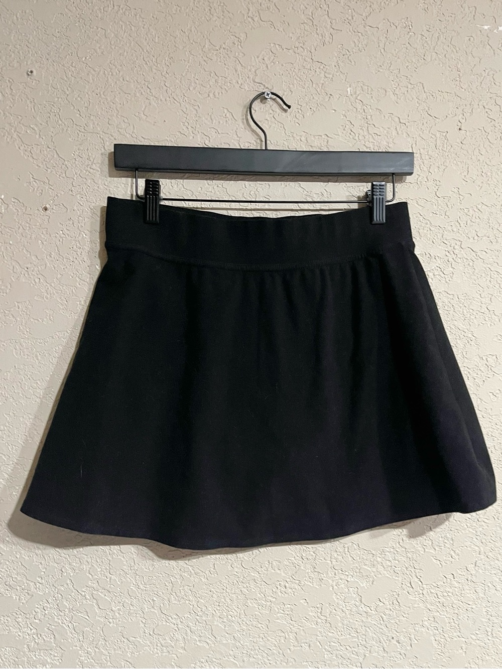 Alo Yoga | Black Skort Size: Medium - Picture 2 of 4